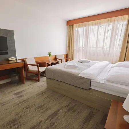 Atlas Tatry Hotel *